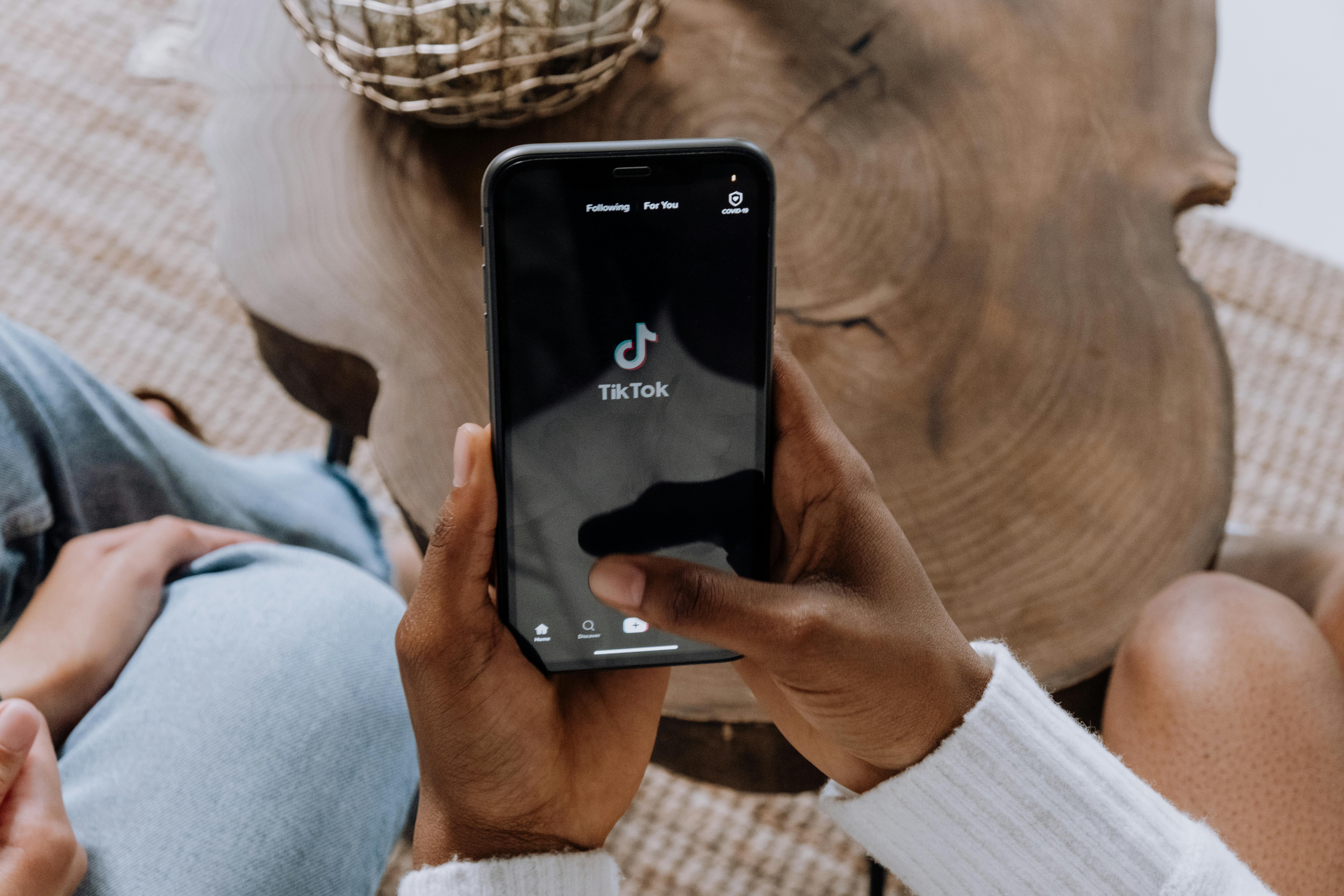 Using Social Media to Educate, Engage, and Expand Your Practice